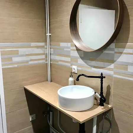 Superbe 2min Des Thermes, 20min Pistes