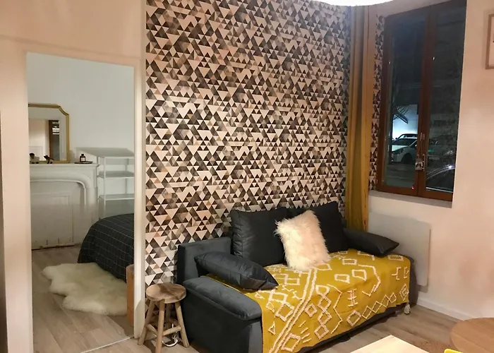 Apartment Superbe 2min Des Thermes, 20min Pistes Trebons